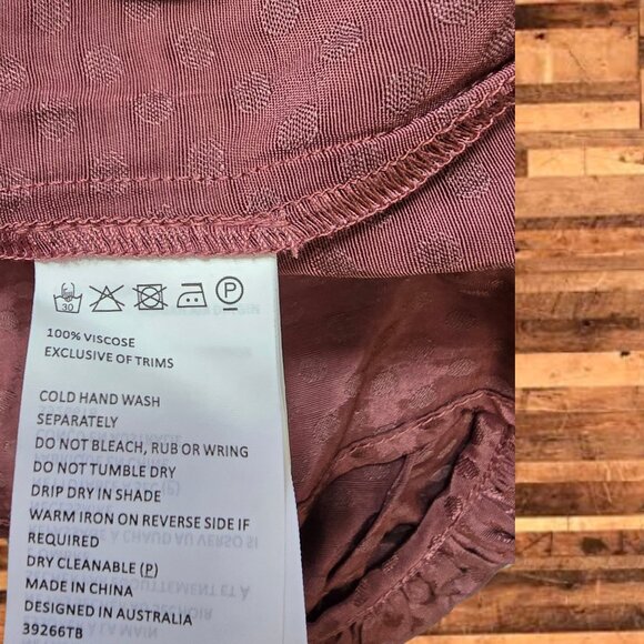 Bardot Skyline Top in Auburn REVOLVE Medium NWOT - Picture 6 of 6